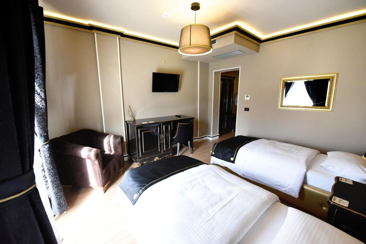 Hotel Hymeti'S Palace Pogradec Exteriör bild